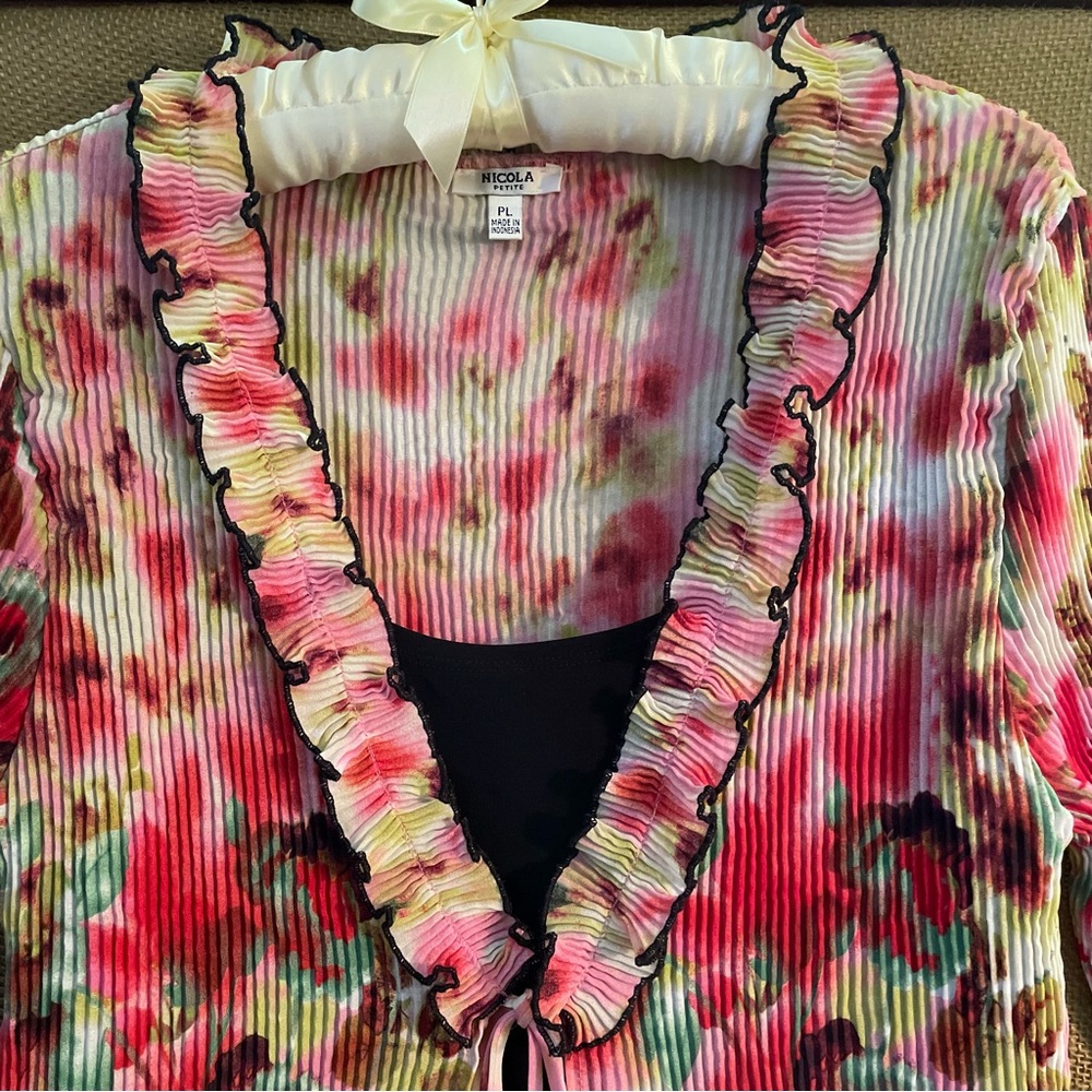 Nicola Petite Large Ladies Blouse Elegant Feminine